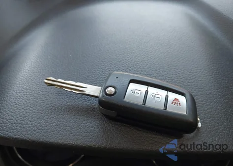 2018 Nissan Rogue S z USA, uszkodzony, nr VIN KNMAT2MV4JP546984